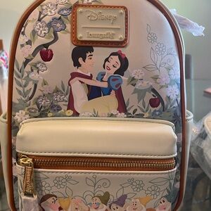 Disney Loungefly Snow White mini backpack with matching card holder